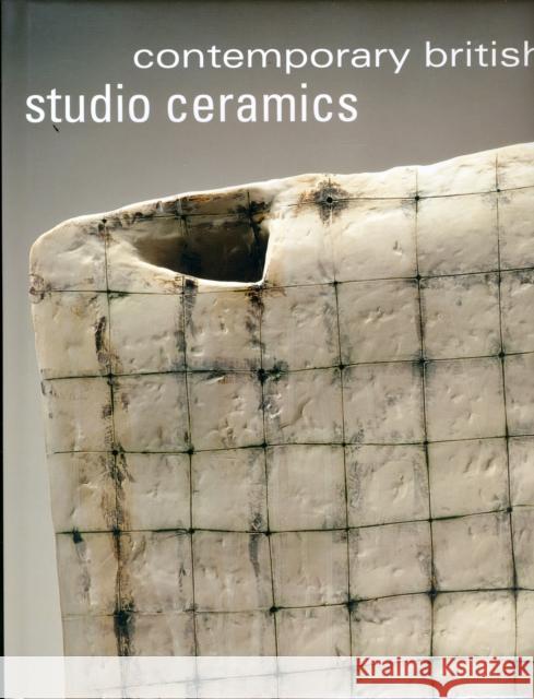 Contemporary British Studio Ceramics Annie Carlano 9780300167191 Yale University Press